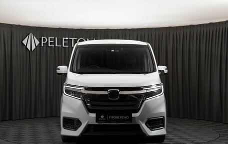 Honda Stepwgn IV, 2021 год, 3 200 000 рублей, 3 фотография