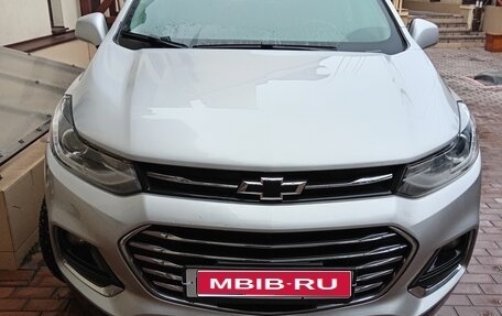 Chevrolet Trax, 2021 год, 1 680 000 рублей, 1 фотография