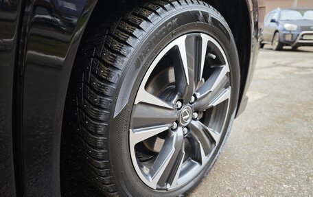 Lexus UX I, 2019 год, 3 200 000 рублей, 8 фотография