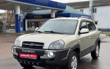 Hyundai Tucson III, 2005 год, 765 000 рублей, 1 фотография