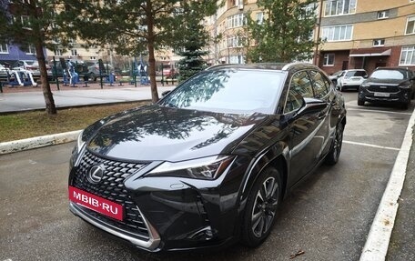 Lexus UX I, 2019 год, 3 200 000 рублей, 3 фотография