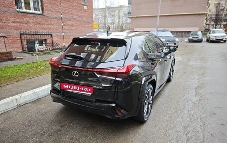 Lexus UX I, 2019 год, 3 200 000 рублей, 6 фотография