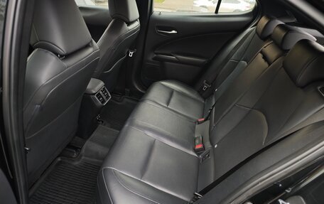 Lexus UX I, 2019 год, 3 200 000 рублей, 33 фотография