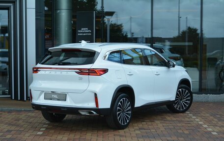 CheryExeed TXL, 2024 год, 4 200 000 рублей, 5 фотография