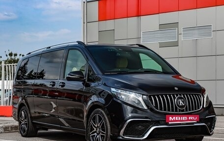 Mercedes-Benz V-Класс, 2023 год, 19 000 000 рублей, 6 фотография