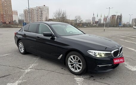 BMW 5 серия, 2019 год, 2 350 000 рублей, 2 фотография