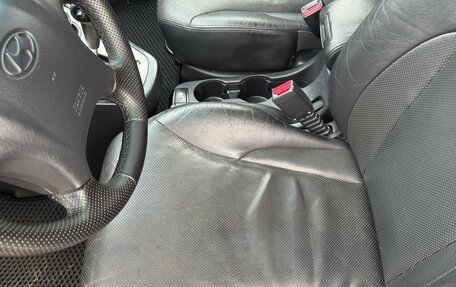 Hyundai Tucson III, 2005 год, 765 000 рублей, 25 фотография