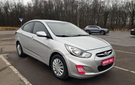 Hyundai Solaris II рестайлинг, 2010 год, 700 000 рублей, 1 фотография