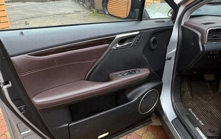 Lexus RX IV рестайлинг, 2021 год, 5 400 000 рублей, 5 фотография