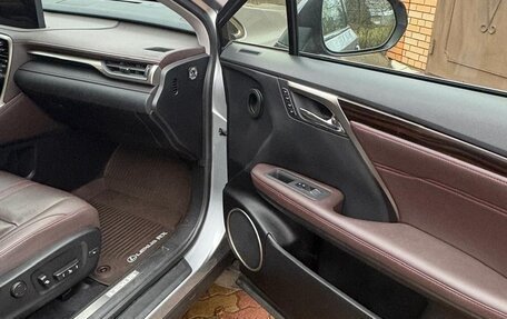 Lexus RX IV рестайлинг, 2021 год, 5 400 000 рублей, 6 фотография