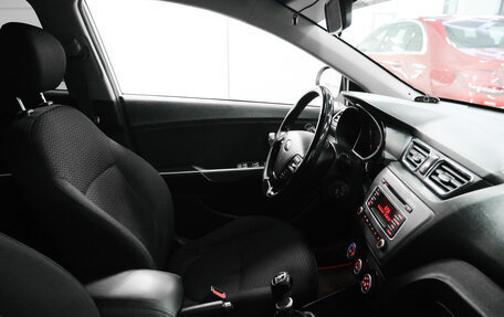 KIA Rio III рестайлинг, 2015 год, 600 000 рублей, 10 фотография