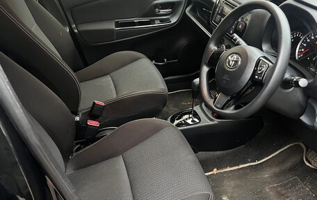 Toyota Vitz, 2019 год, 1 210 000 рублей, 4 фотография