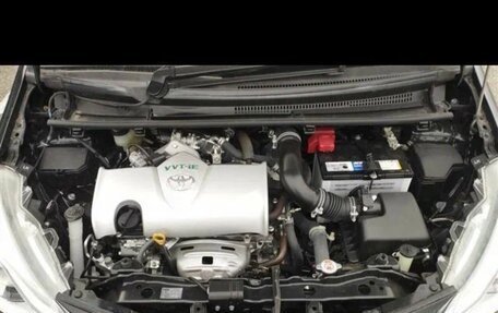 Toyota Vitz, 2019 год, 1 210 000 рублей, 10 фотография