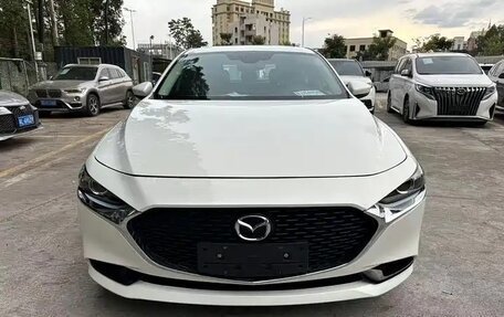 Mazda 3, 2021 год, 1 715 000 рублей, 2 фотография