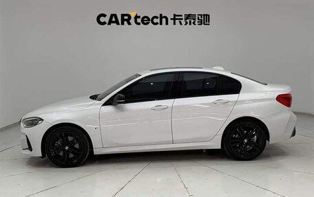 BMW 1 серия, 2022 год, 2 310 000 рублей, 8 фотография