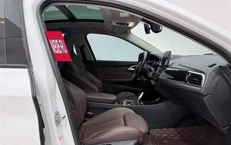 BMW 1 серия, 2022 год, 2 310 000 рублей, 13 фотография