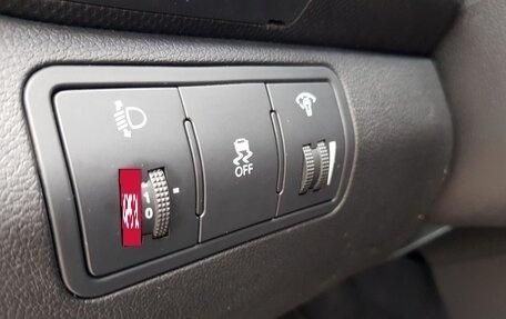 Hyundai Solaris II рестайлинг, 2010 год, 700 000 рублей, 14 фотография