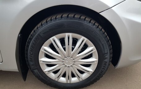 Hyundai Solaris II рестайлинг, 2010 год, 700 000 рублей, 22 фотография