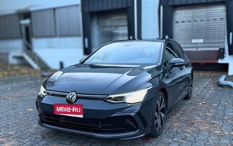 Volkswagen Golf VIII, 2022 год, 1 890 032 рублей, 1 фотография