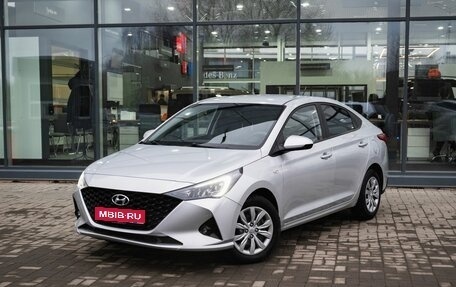 Hyundai Solaris II рестайлинг, 2021 год, 1 550 000 рублей, 1 фотография