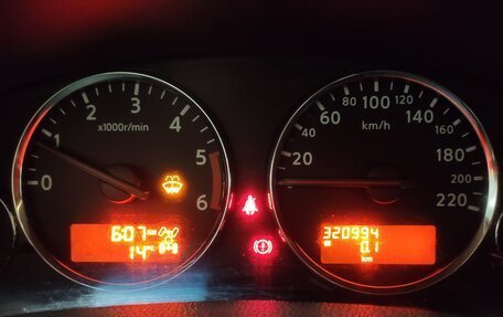 Nissan Pathfinder, 2011 год, 1 110 000 рублей, 11 фотография