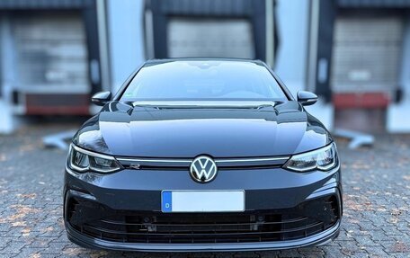 Volkswagen Golf VIII, 2022 год, 1 890 032 рублей, 2 фотография