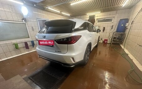 Lexus RX IV рестайлинг, 2019 год, 5 000 000 рублей, 3 фотография