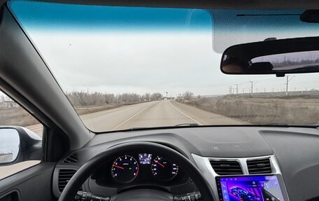 Hyundai Solaris II рестайлинг, 2012 год, 720 000 рублей, 11 фотография