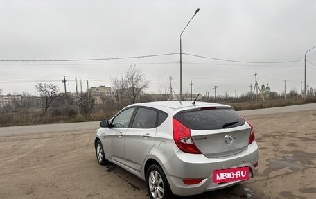 Hyundai Solaris II рестайлинг, 2012 год, 720 000 рублей, 7 фотография