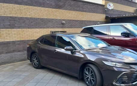 Toyota Camry, 2021 год, 3 200 000 рублей, 7 фотография