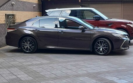 Toyota Camry, 2021 год, 3 200 000 рублей, 12 фотография