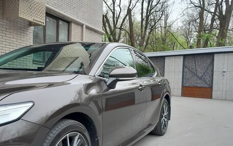 Toyota Camry, 2021 год, 3 200 000 рублей, 20 фотография