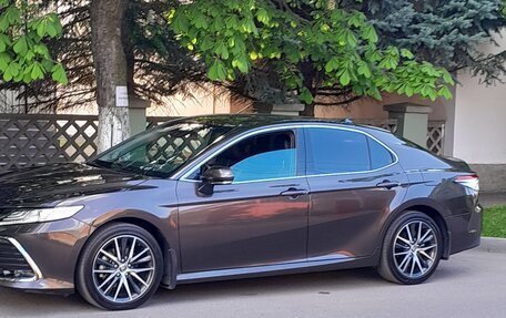 Toyota Camry, 2021 год, 3 200 000 рублей, 25 фотография