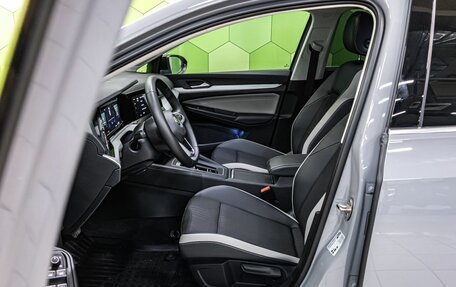 Volkswagen Golf VIII, 2024 год, 3 194 000 рублей, 12 фотография