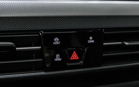 Volkswagen Golf VIII, 2024 год, 3 194 000 рублей, 21 фотография