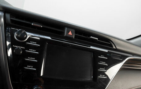 Toyota Camry, 2018 год, 2 819 000 рублей, 15 фотография