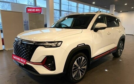 Changan CS35 Plus, 2024 год, 2 480 000 рублей, 7 фотография