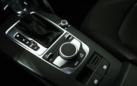 Audi A3, 2018 год, 2 070 900 рублей, 16 фотография