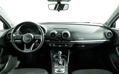 Audi A3, 2018 год, 2 070 900 рублей, 13 фотография