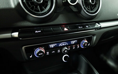 Audi A3, 2018 год, 2 070 900 рублей, 17 фотография