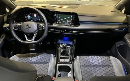 Volkswagen Golf VIII, 2022 год, 2 000 032 рублей, 9 фотография