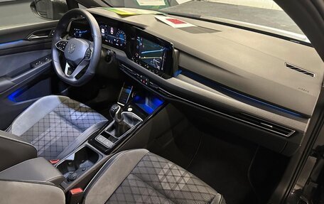 Volkswagen Golf VIII, 2022 год, 2 000 032 рублей, 8 фотография