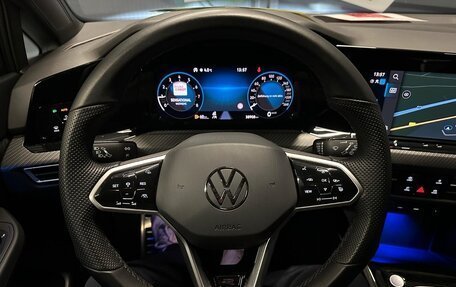 Volkswagen Golf VIII, 2022 год, 2 000 032 рублей, 13 фотография