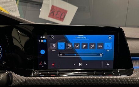 Volkswagen Golf VIII, 2022 год, 2 000 032 рублей, 19 фотография