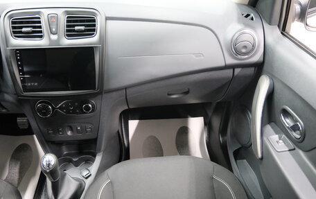 Renault Sandero II рестайлинг, 2019 год, 1 199 000 рублей, 22 фотография