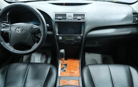 Toyota Camry, 2007 год, 1 099 000 рублей, 17 фотография