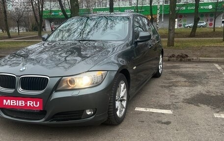 BMW 3 серия, 2011 год, 1 100 000 рублей, 3 фотография