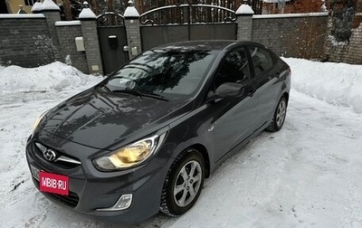 Hyundai Solaris II рестайлинг, 2012 год, 900 000 рублей, 1 фотография