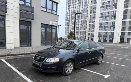 Volkswagen Passat B6, 2005 год, 540 000 рублей, 1 фотография