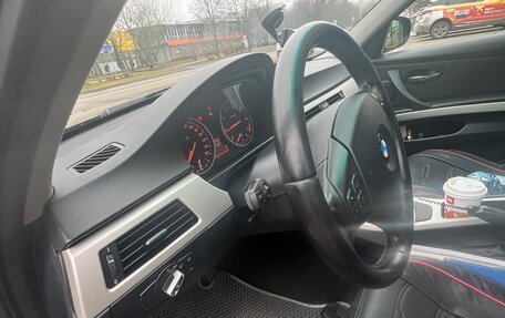 BMW 3 серия, 2011 год, 1 100 000 рублей, 14 фотография